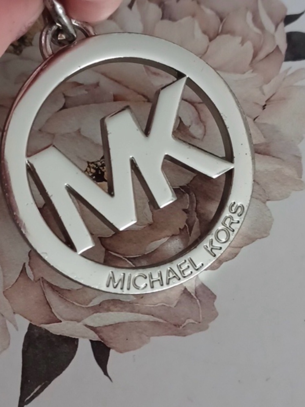 Michael Kors Silver MK Circle Logo Keyring Charm - Picture 2 of 3